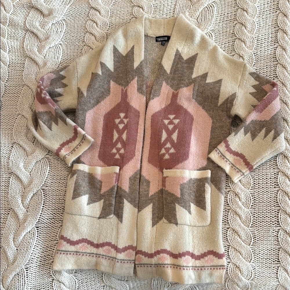 Geometric Patterned Beige Sweater